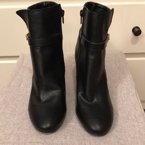 Merona black heel booties Size 6 1/2 - Picture 5 of 8